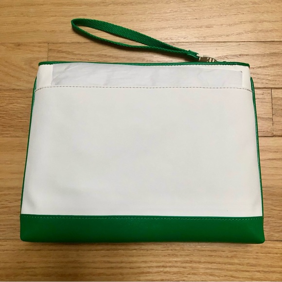 NWT Tory Burch Perforated-T Wristlet - Picture 3 of 4